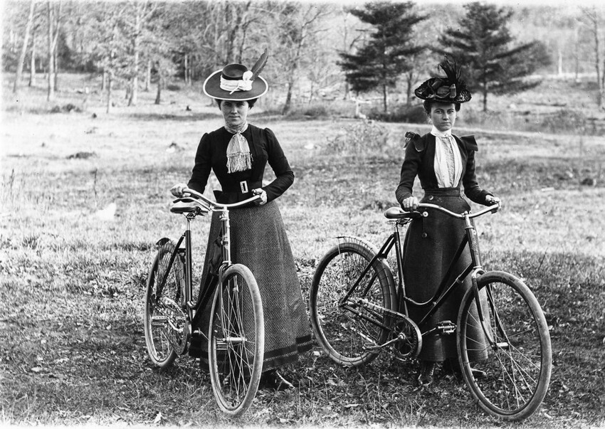 6. В XIX веке велосипедисток предупреждали, что у них может развиться «велосипедное лицо» с выпученными глазами и выступающим подбородком.