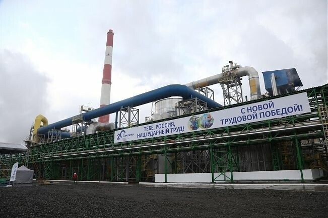 Установка по производству серной кислоты мощностью 1,1 млн тонн построена российскими строителями