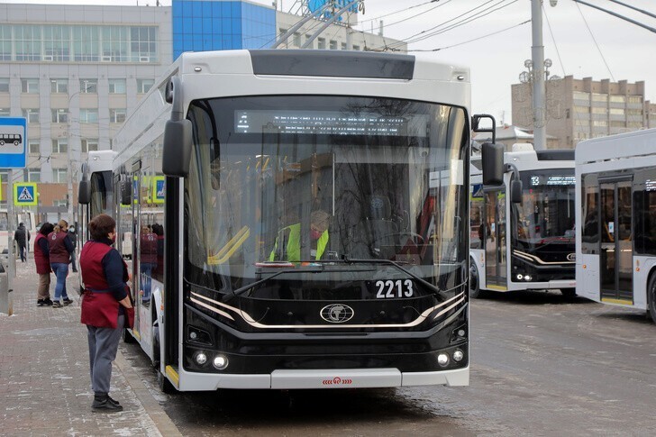 В Красноярске на линию вышли новые троллейбусы