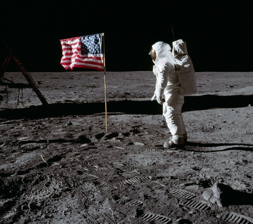 Как Стэнли Кубрик признался, что высадку на Луну снял он
