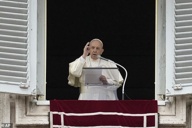 Папа Франциск заявил, что секс вне брака — «не самый страшный грех»