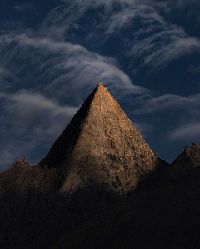 Потерянная пирамида - пик Найсер Бракк, высотой 5200 метров, Пакистан