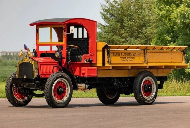 Малоизвестный грузовик знаменитой марки Packard