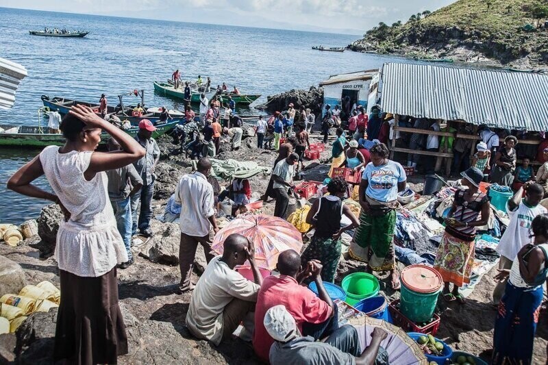 Четыре борделя и ни одной больницы: как живут на африканском острове посреди озера Виктория