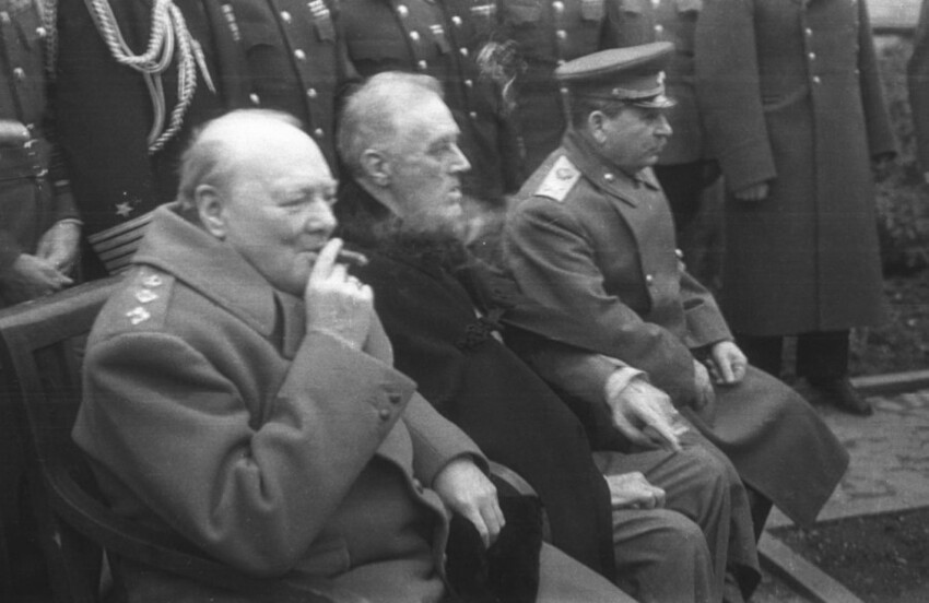 В феврале 1945 года началась Ялтинская конференция союзных держав