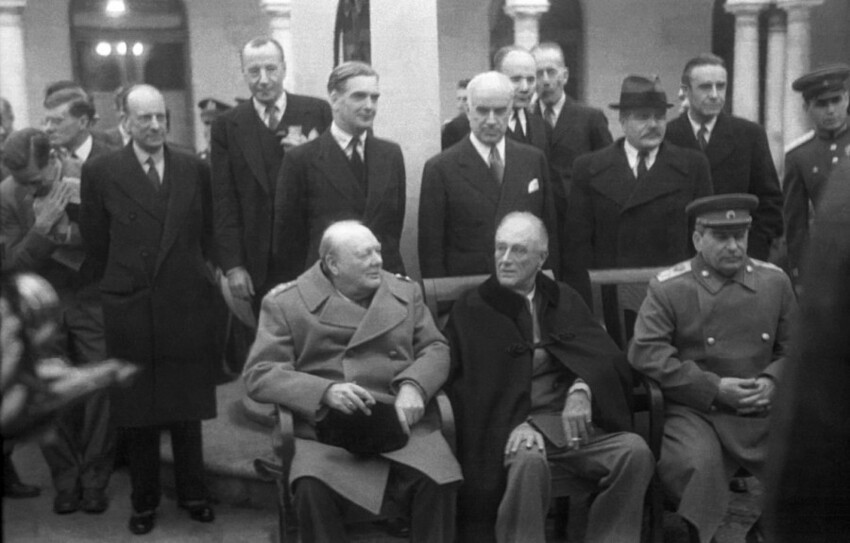 В феврале 1945 года началась Ялтинская конференция союзных держав