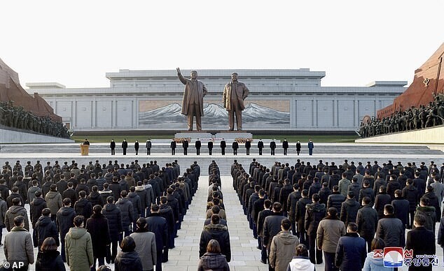 К годовщине смерти вождя северным корейцам запретили смеяться