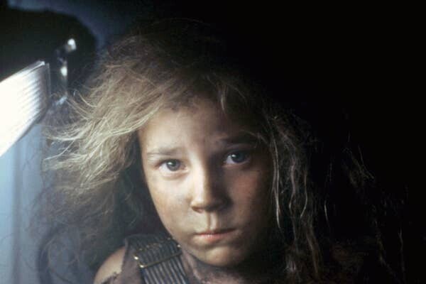 Кэрри Хенн, сыгравшая девочку Ньют в фильме "Чужие" (1986), никогда не снималась в других фильмах, а когда выросла, стала учительницей