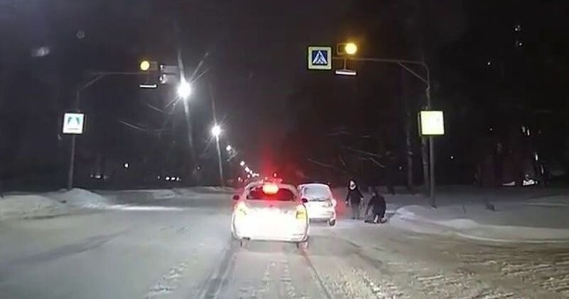 Автомобилистка на «Матизе» сбила с ног мужчину на пешеходном переходе