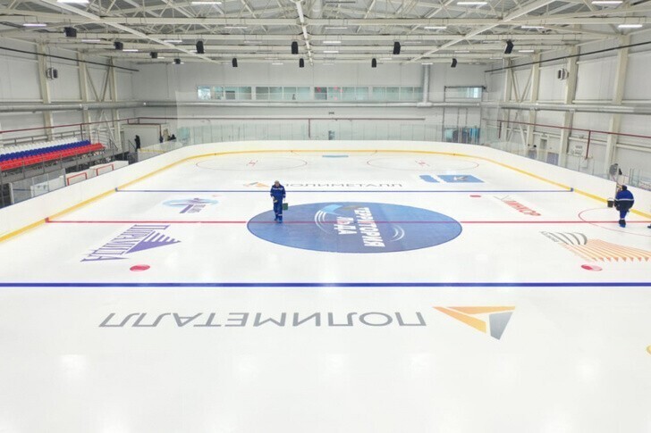 Ледовый хоккейный комплекс Хабаровский край  г. Амурск