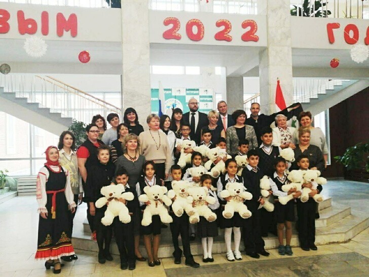 В Россию приехали 14 детей-сирот из Сирии, родители которых погибли в ходе военных действий. 