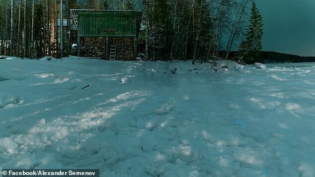 В России замечен светящийся снег