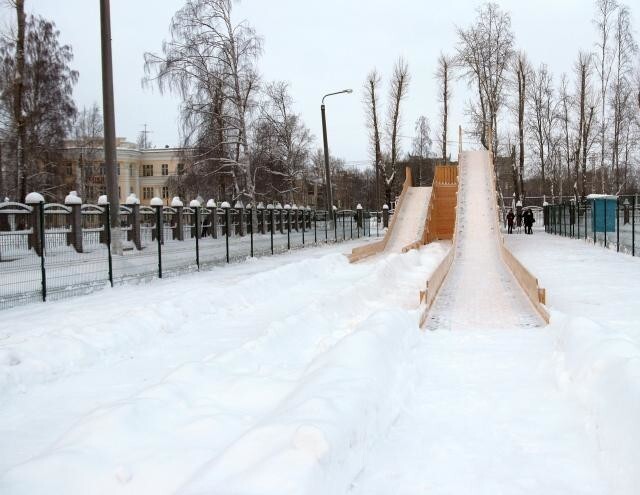 Деревянная горка за 6 млн. рублей. Стоит этих денег?