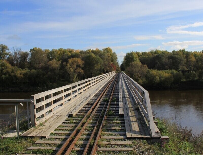 Железнодорожный мост Алапаевской узкоколейной железной дороги через реку Туру