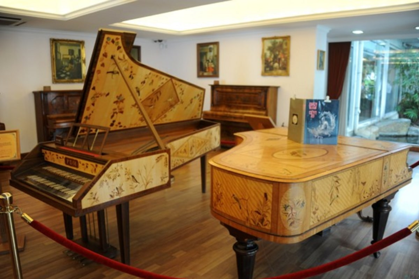 Остров пианино: музей музыкальных инструментов, которых больше нигде не встретишь