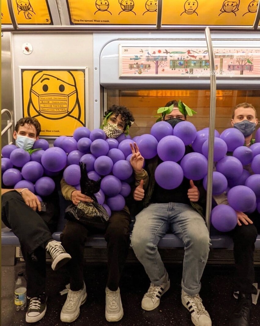 Необычные попутчики в метро