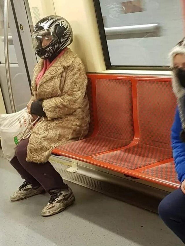 Необычные попутчики в метро