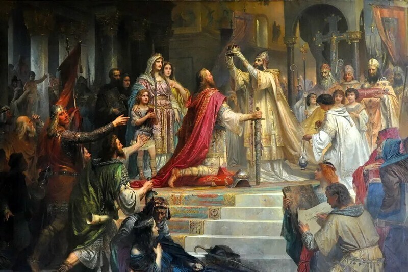 Карл Великий коронован императором Священной Римской империи.
