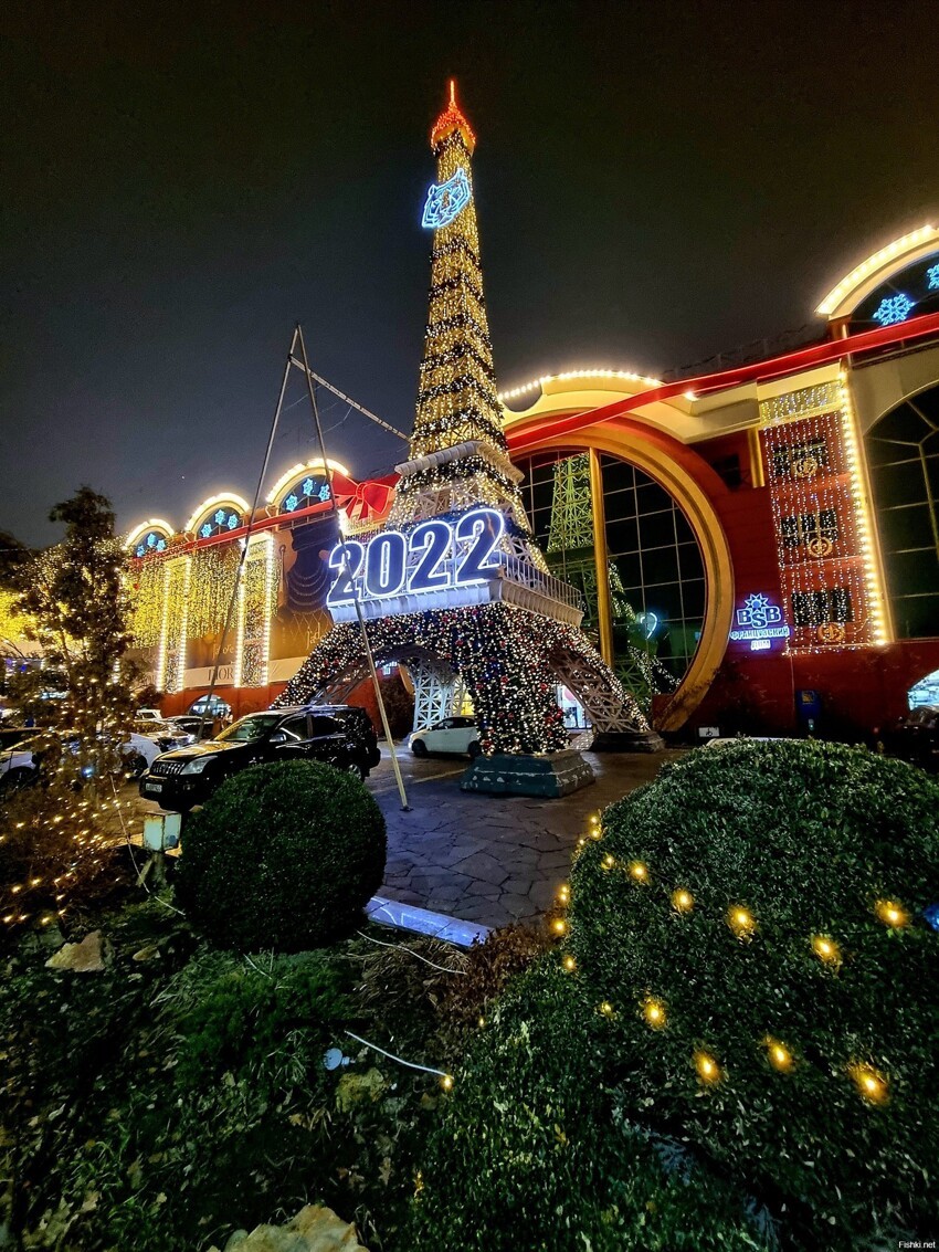 Немного новогоднего настроения из южной столицы Казахстана