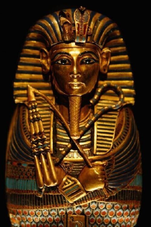 Погребальная маска Тутанхамона