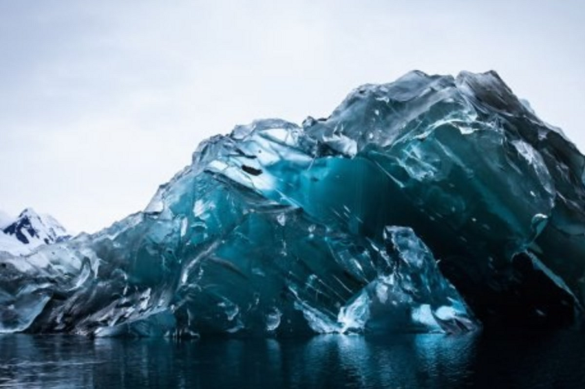 Головокружительный и губительный "танец" айсберга
