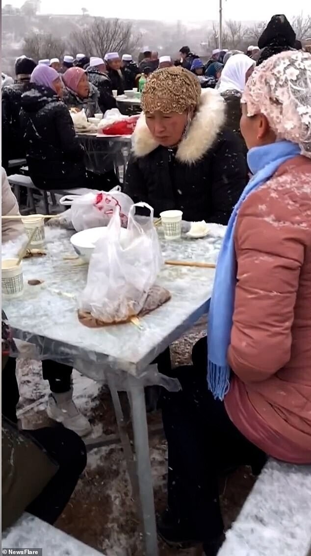 Морозоустойчивые гости на китайской свадьбе