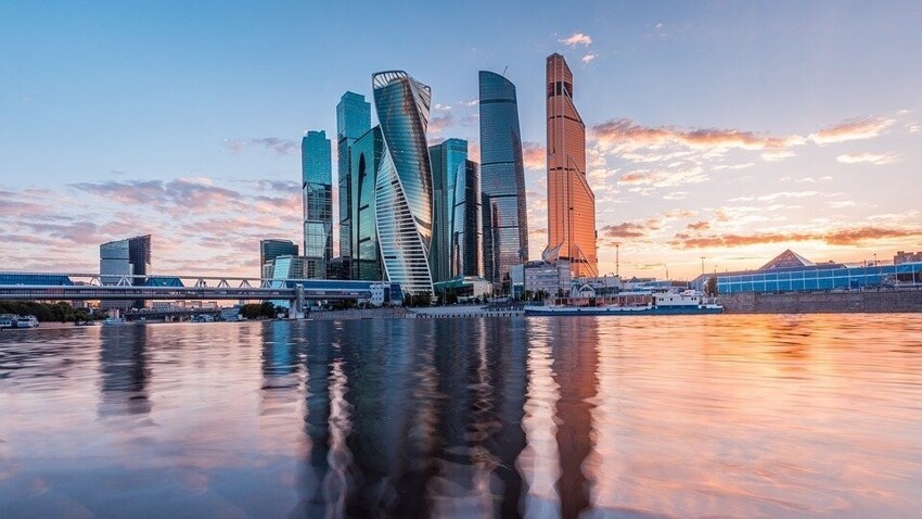 Какой город является самым населённым в России?