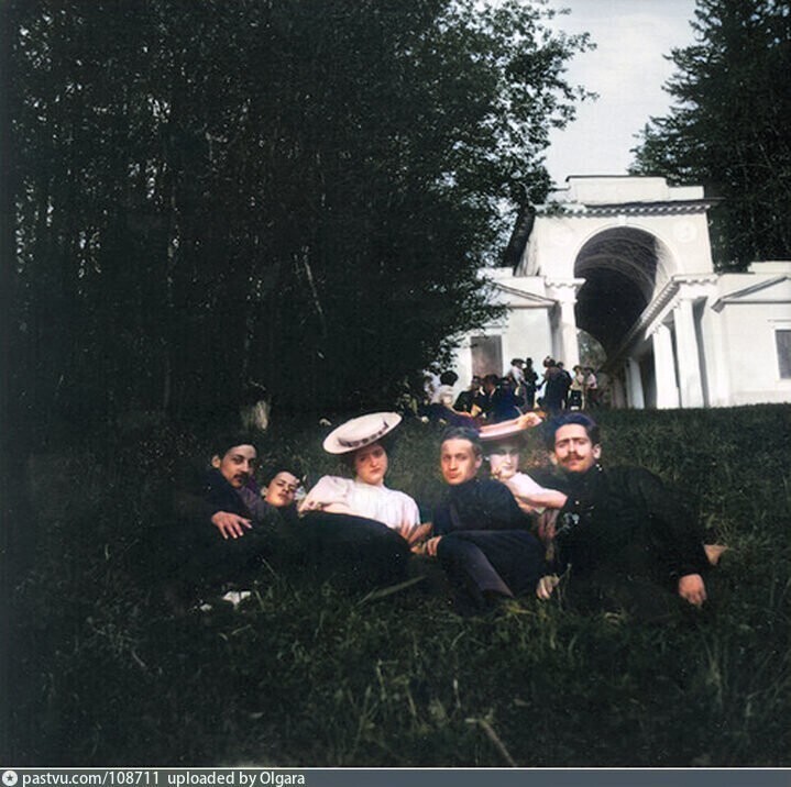 В парке Царицыно.  1909 год.