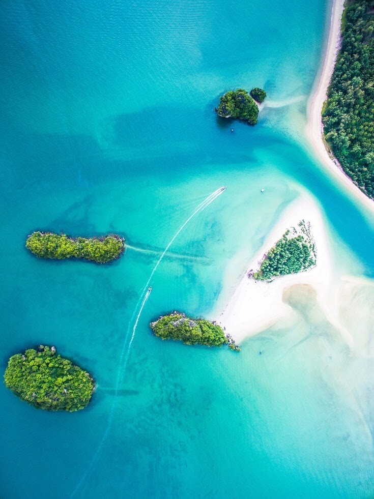 Легенды о райских островах всегда вызывали живейший интерес. Так где же они могут находиться?   