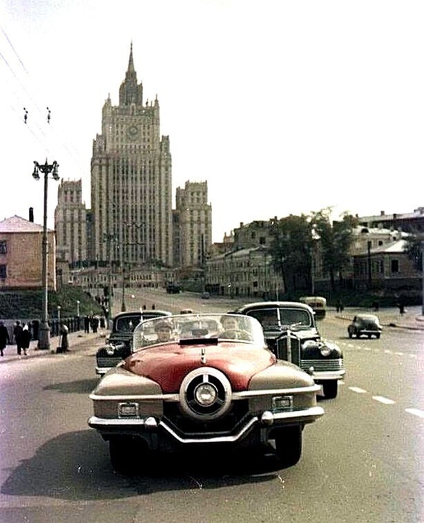 Спортивный автомобиль ЗИС-112, 1956 год.