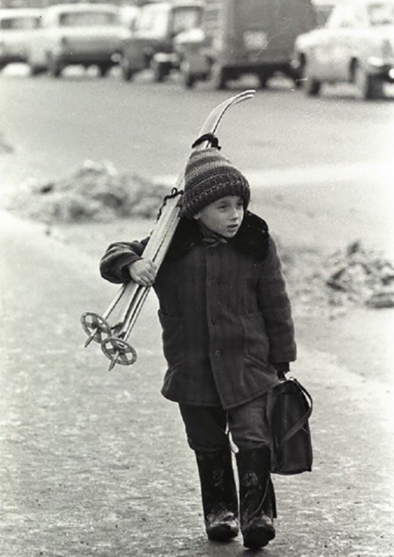 Лыжные прогулки советских времен: зимний отдых выходного дня