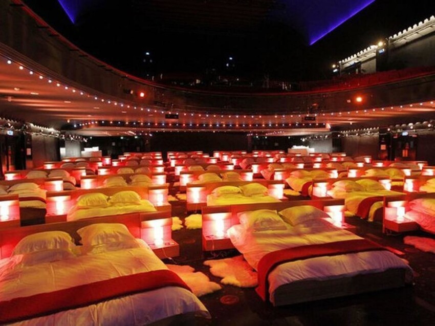 «Кино, вино и домино»: самые необычные кинотеатры со всего мира