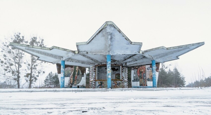 Самая эпичная автобусная остановка России