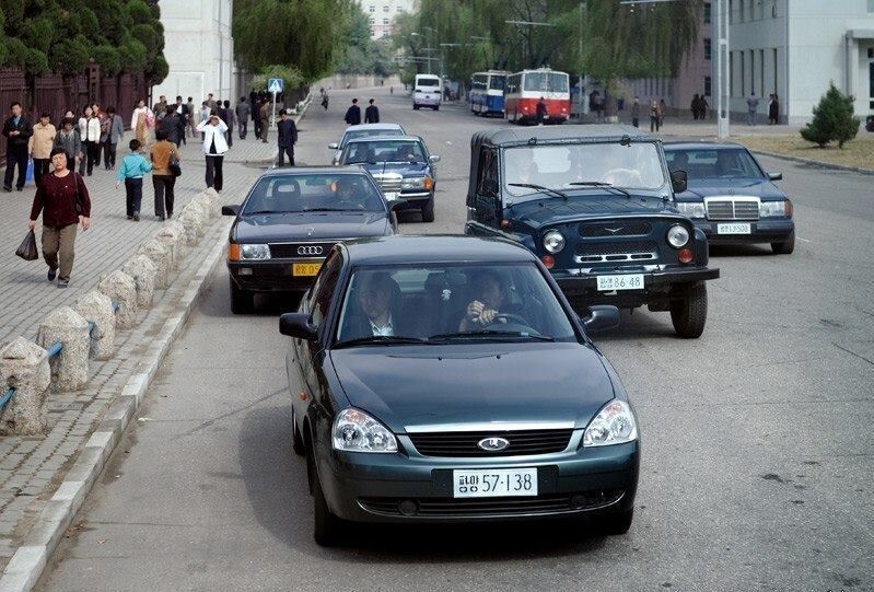 «Лада Приора» в Северной Корее: откуда там столько российских автомобилей?