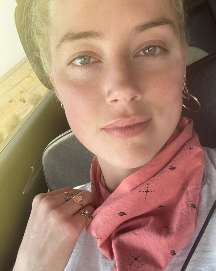 "Эмбер Херд сама била Джонни Деппа, а потом пыталась доказать, что он избивал ее, испортив его карьеру"
