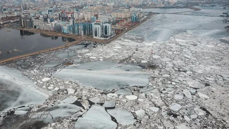 Глава Минвостока: Якутску нужен мост через Лену