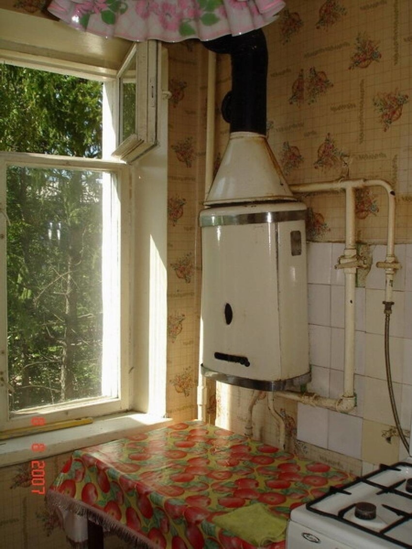 Что ты такое: зачем в хрущевках делали окна между ванной и кухней