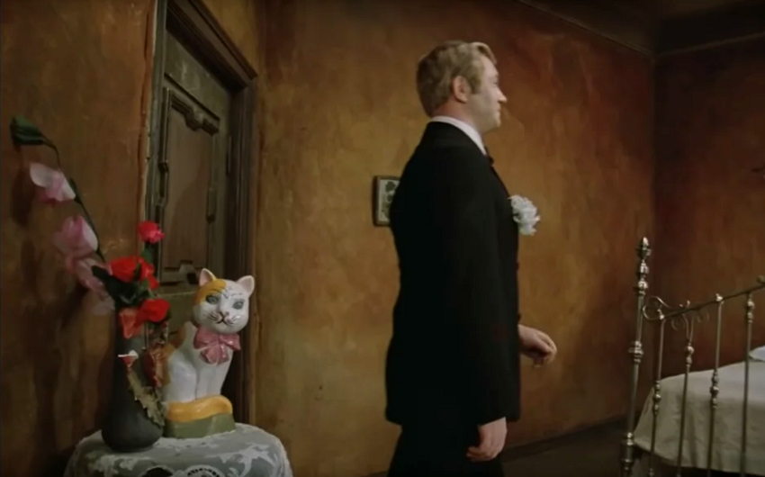 Почему в большинстве фильмов Леонида Гайдая присутствуют кошки