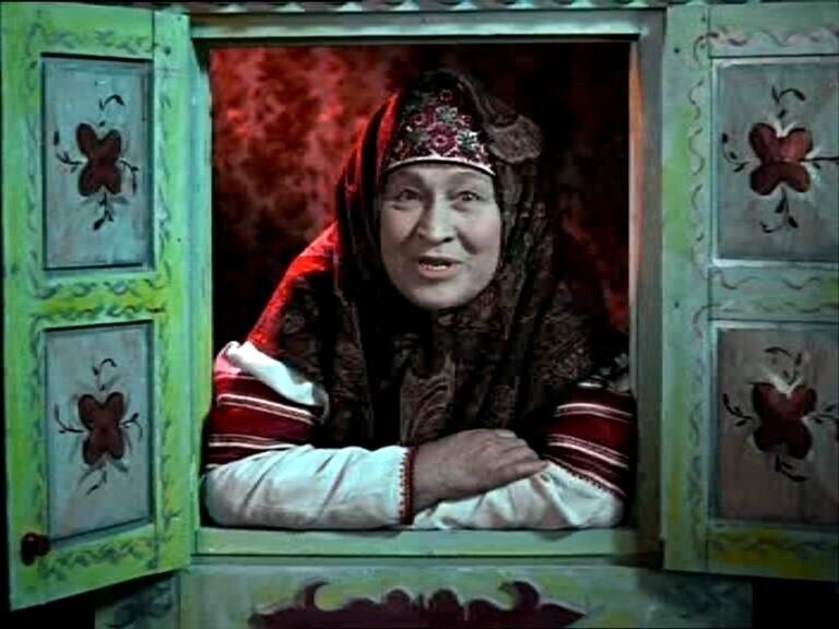 Бабушка в окошке из сказки Александра Роу