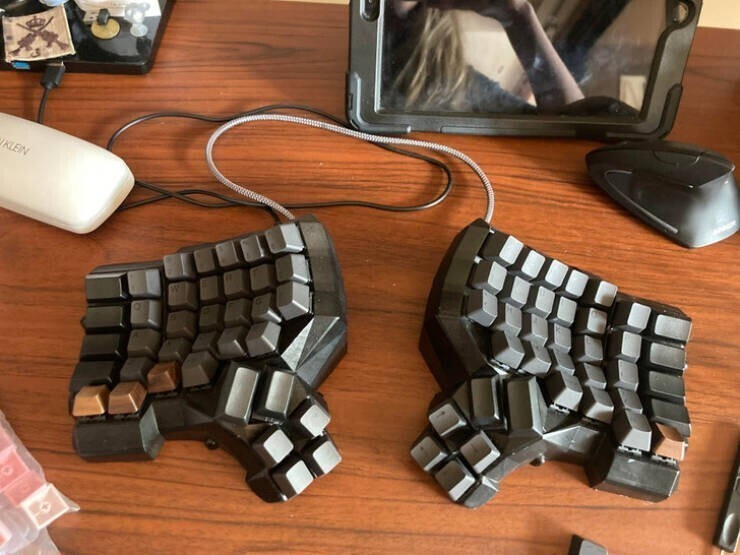 Клавиатура, напечатанная на 3D-принтере
