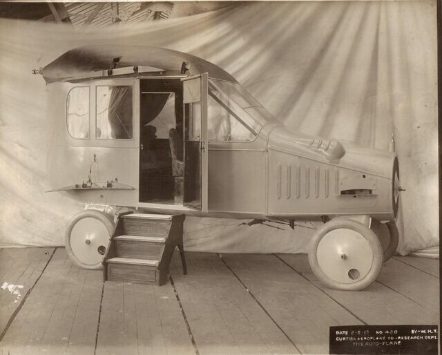 "Автоплан" Гленна Кертисса, на котором он дебютировал в 1917 году