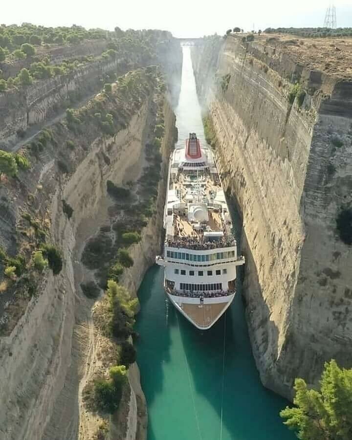 Коринфский канал, Греция.