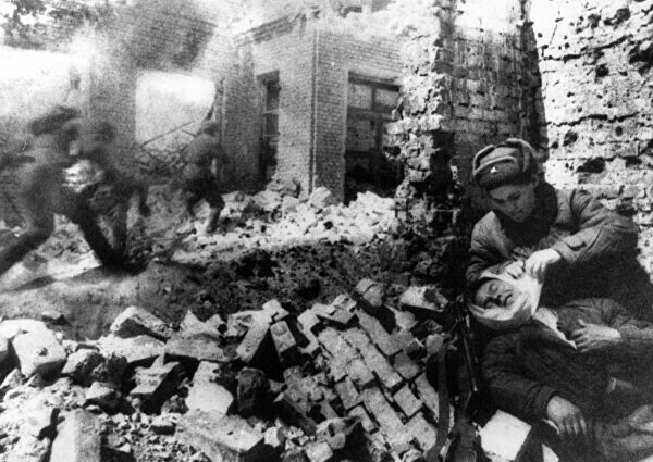 Точка перелома: как 79 лет назад под Сталинградом пошел вспять ход Второй мировой войны