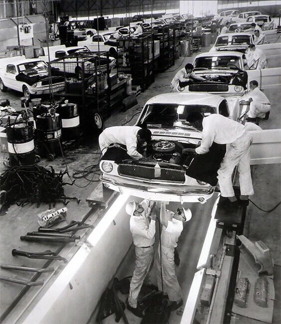 Сборочная линия Ford Mustang, Калифорния, 1960-е гг.