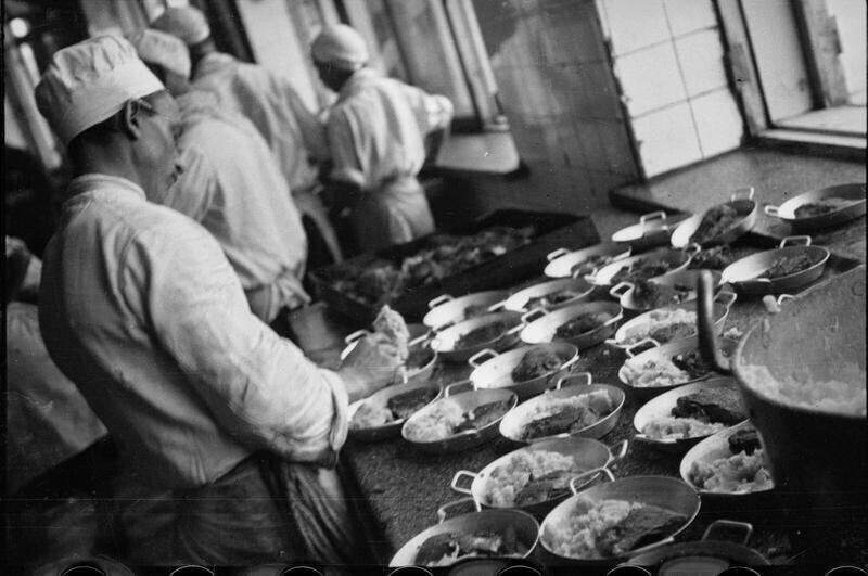 Фабрика-кухня. Рабочие столовые. № 3 Александр Родченко, 1929 - 1932 год, г. Москва