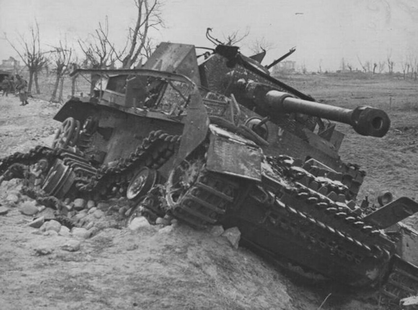 Как советские танкисты таранили вражеские танки и бронепоезда