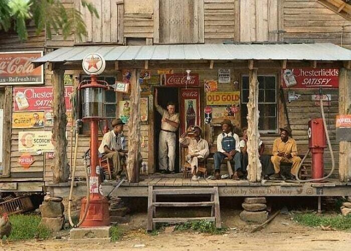 30. Сельский магазин на Грязной дороге, Северная Каролина, 1939 год