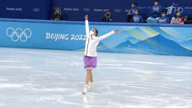 Фото дня: Камила Валиева выиграла короткую программу в одиночном катании на Олимпийских играх