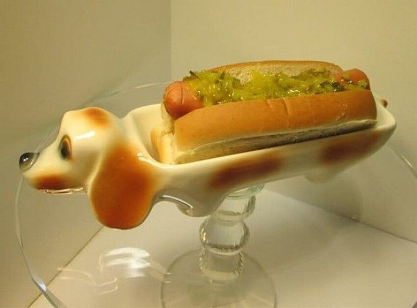 Подставка под хот-дог в виде собачки