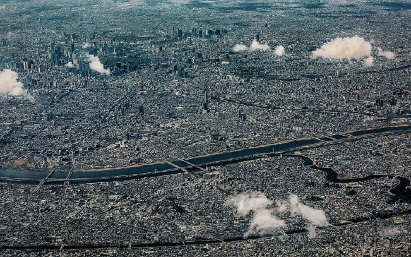 20 фото, которые показывают обратную сторону больших городов